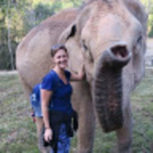 Meet your Posher, Elizabeth